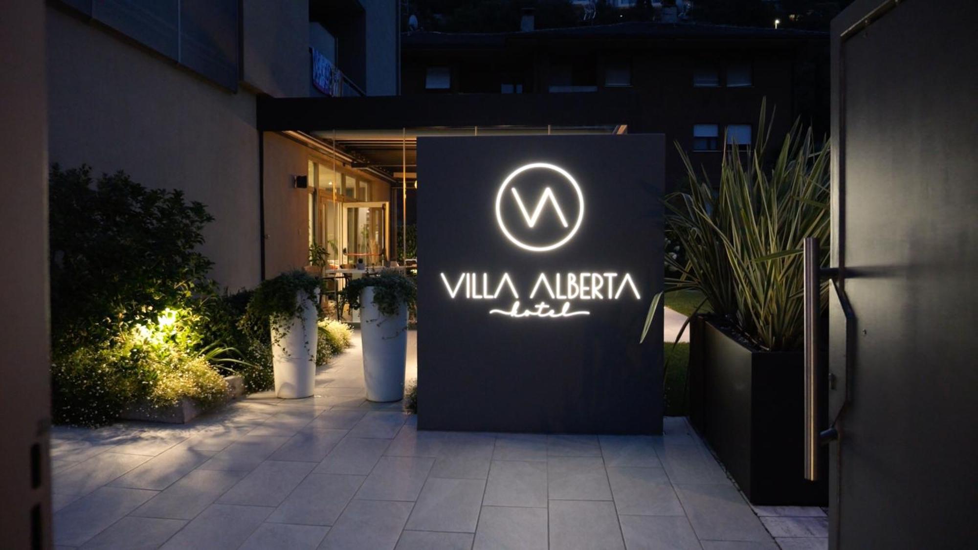 Hotel Villa Alberta Nago-Torbole ภายนอก รูปภาพ