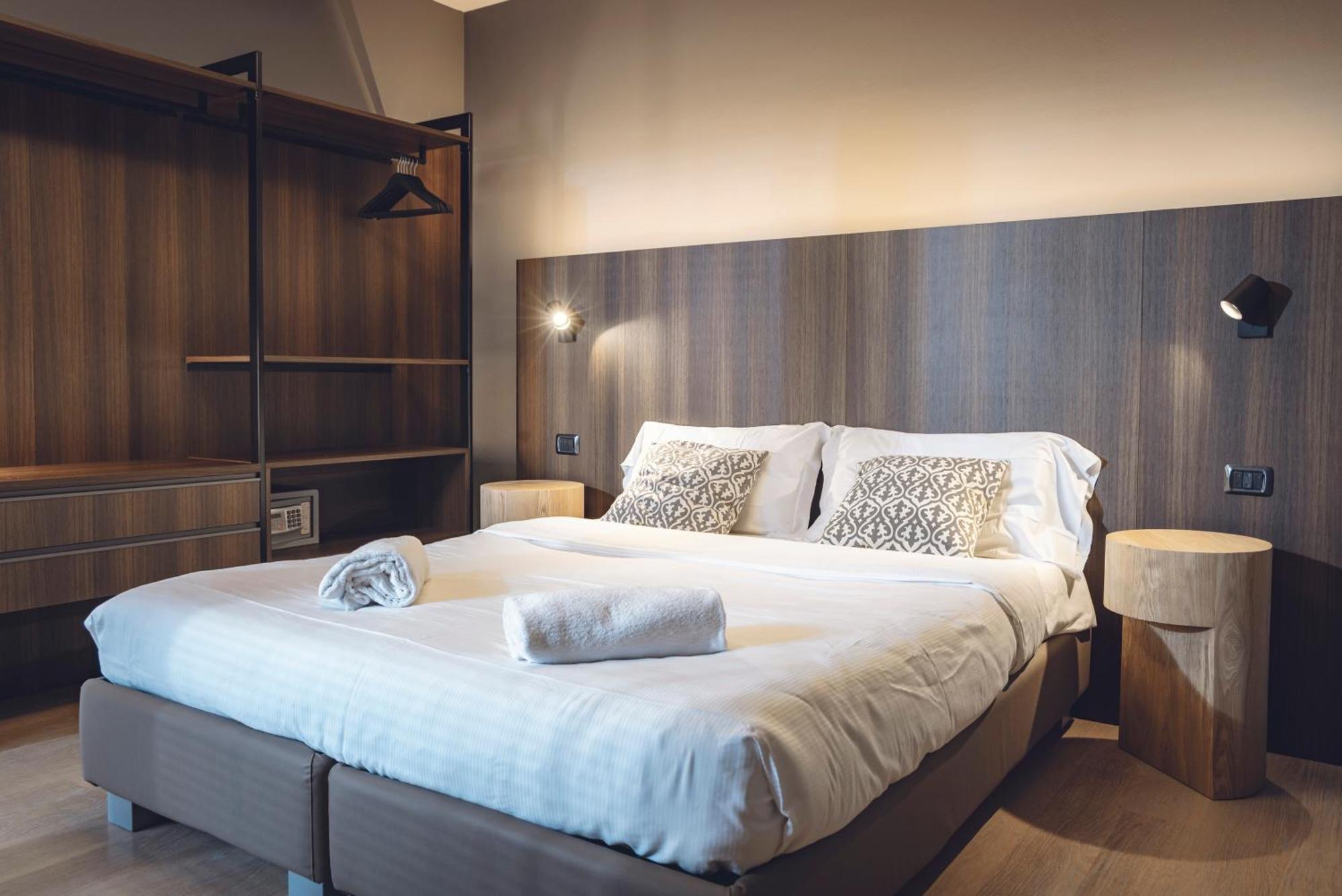 Hotel Villa Alberta Nago-Torbole ภายนอก รูปภาพ